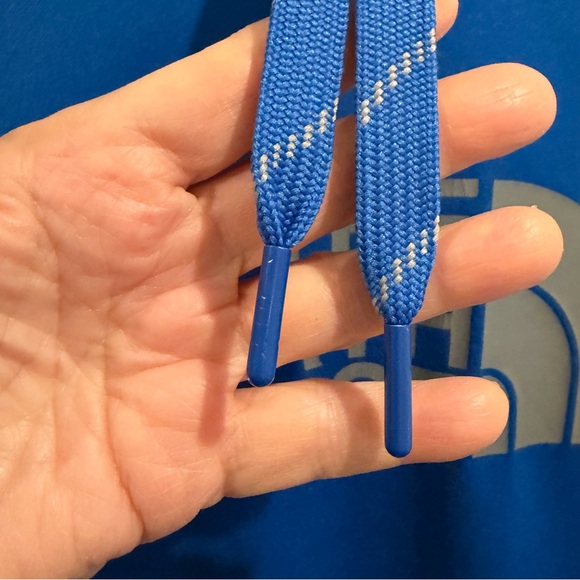 The North Face Men's Blue Hoodie - Picture 5 of 12